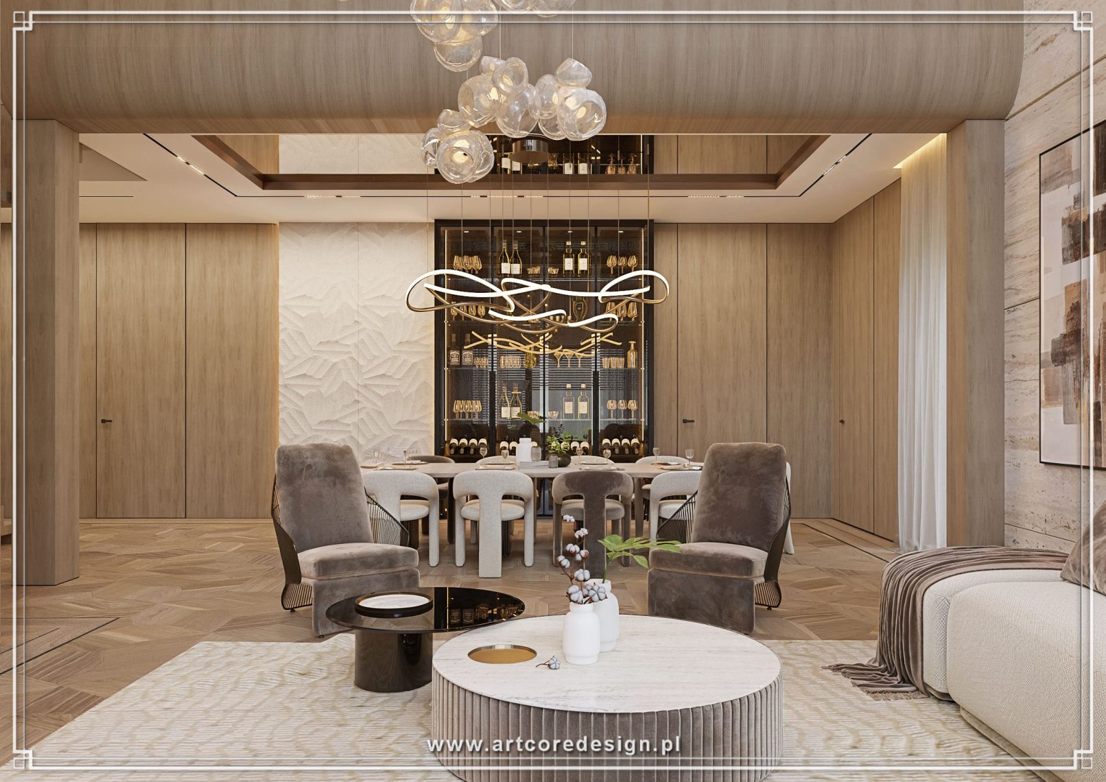 Aranżacja otwartej przestrzeni w domu prywatnym łączącej salon i jadalnię, opracowana przez pracownię projektową. Projekt wnętrza bazuje na naturalnych materiałach, zabudowie stolarskiej na wymiar oraz dekoracyjnym oświetleniu, budując harmonijną i reprezentacyjną strefę dzienną.