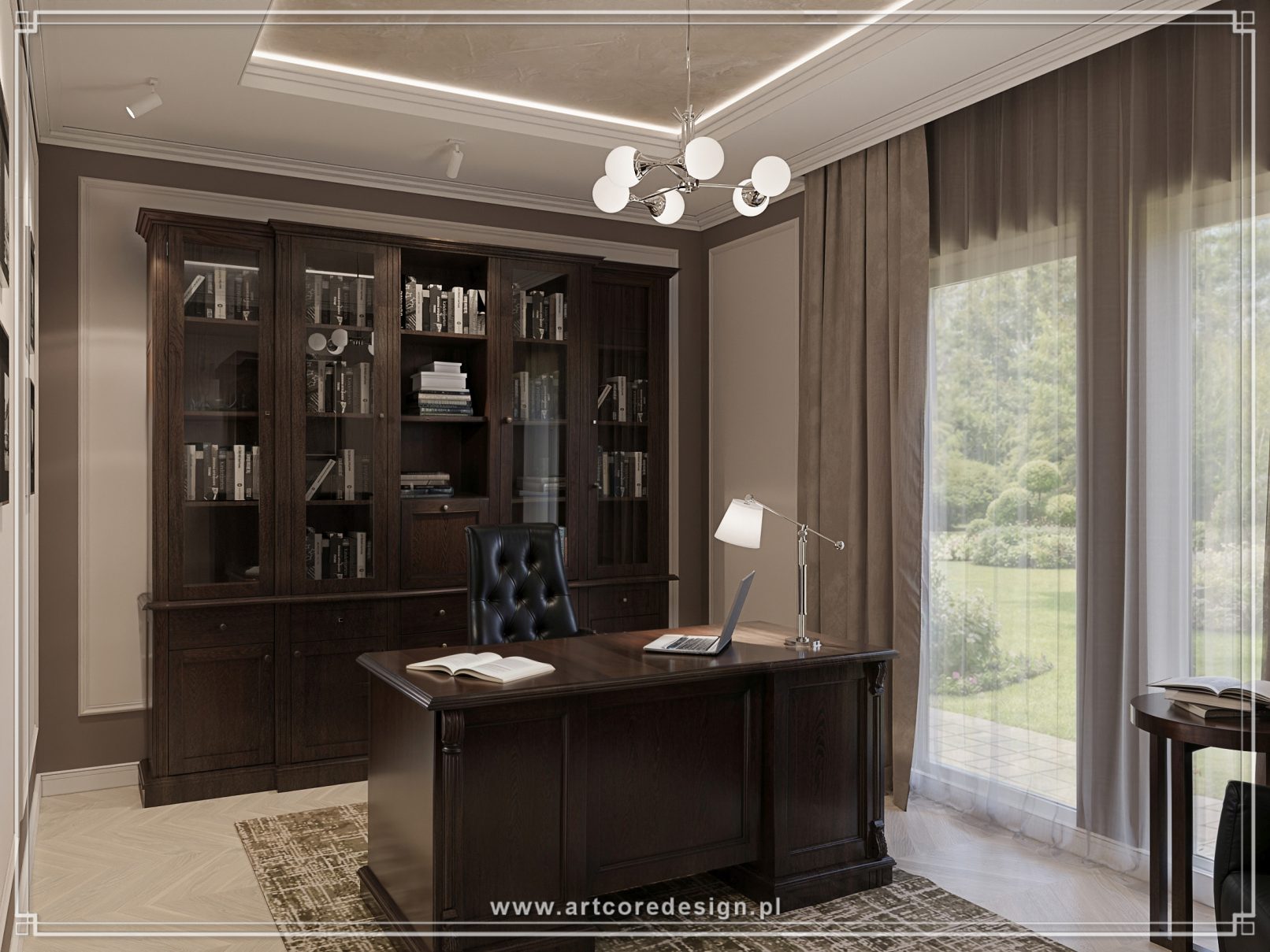 Elegancki gabinet z drewnianą biblioteczką i biurkiem w stylu klasycznym