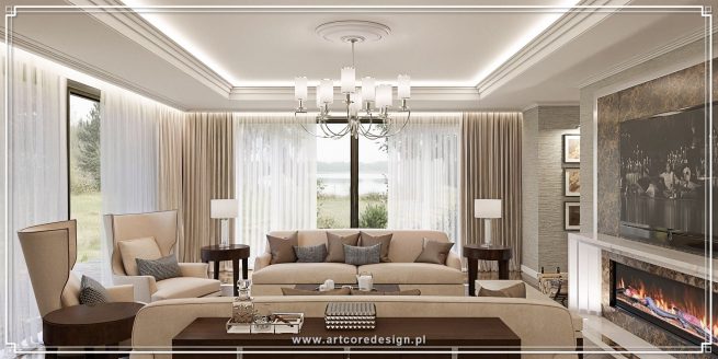 Salon w stylu modern classic z kominkiem i dużymi przeszkleniami w luksusowym domu jednorodzinnym. Projekt wnętrz autorstwa architekta wnętrz obejmuje elegancką strefę wypoczynkową, naturalne materiały oraz ponadczasową aranżację przestrzeni dziennej.