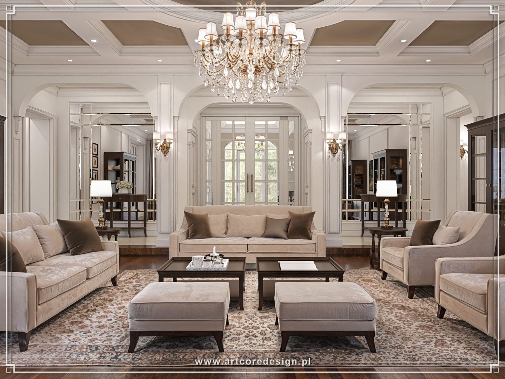 Elegancki salon w stylu klasycznym z symetrycznym układem sof, kryształowym żyrandolem i dekoracyjną sztukaterią. Jasne, luksusowe wnętrze domu z wysokim standardem wykończenia.
