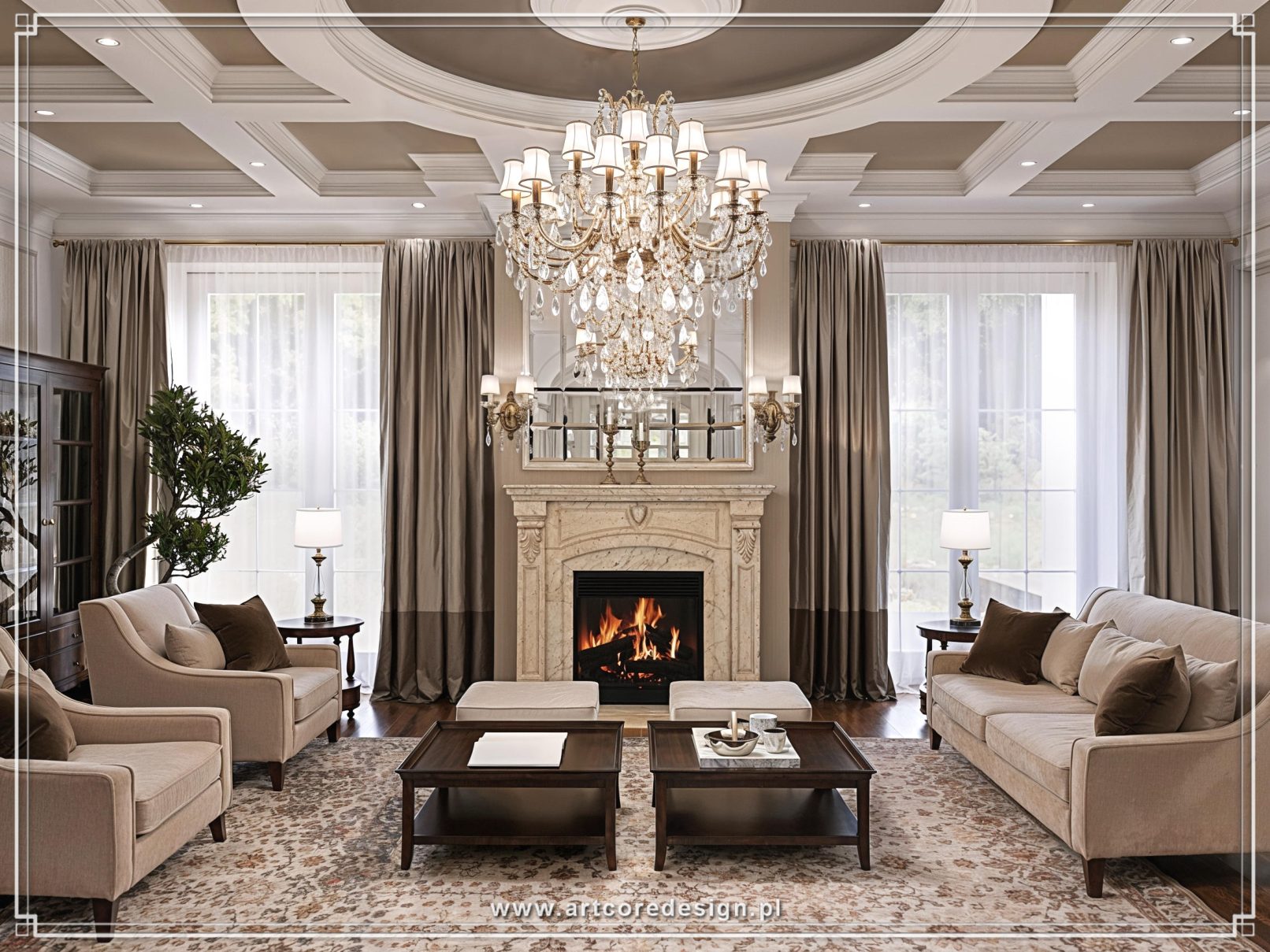 Luksusowy salon w stylu klasycznym z marmurowym kominkiem, kryształowym żyrandolem i eleganckimi sofami. Jasne wnętrze domu z symetrycznym układem i dekoracyjną sztukaterią.